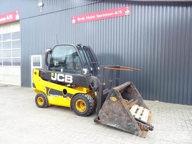 JCB 30D Teleskopické manipulátory