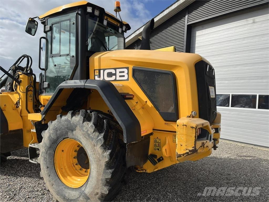 JCB 427 HT Kolové nakladače