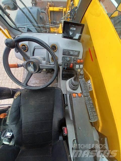 JCB 542-70 Teleskopické manipulátory