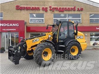 JCB TM320 Kolové nakladače