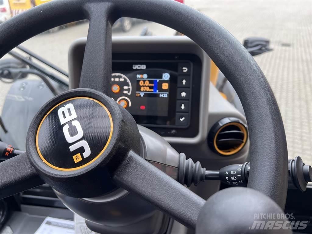 JCB TM320 Kolové nakladače