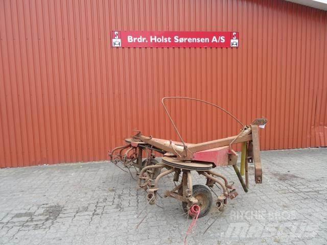 JF CR 320 Obraceče a shrabovače sena