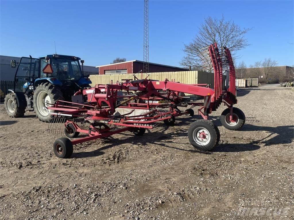 JF M860 PRO Obraceče a shrabovače sena