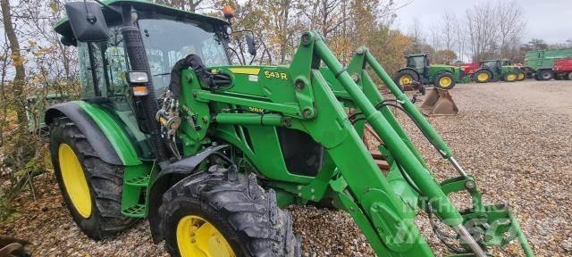 John Deere 5115M Traktory