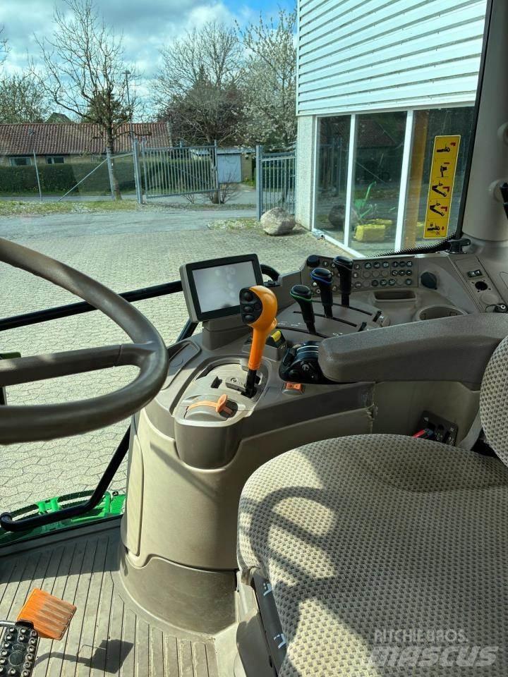 John Deere 6150R Traktory