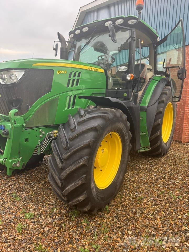 John Deere 6150R Traktory