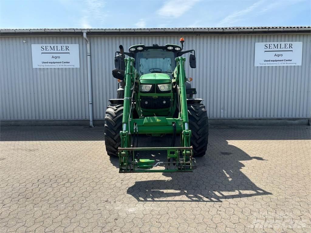 John Deere 6155M Traktory