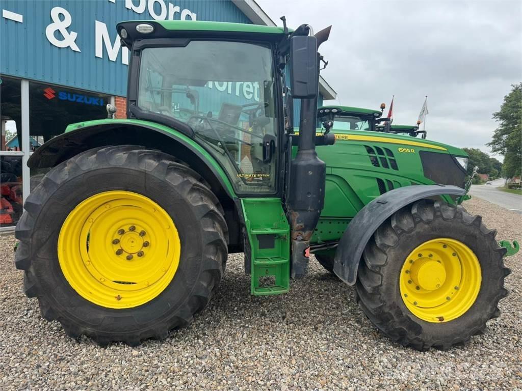 John Deere 6155R Traktory
