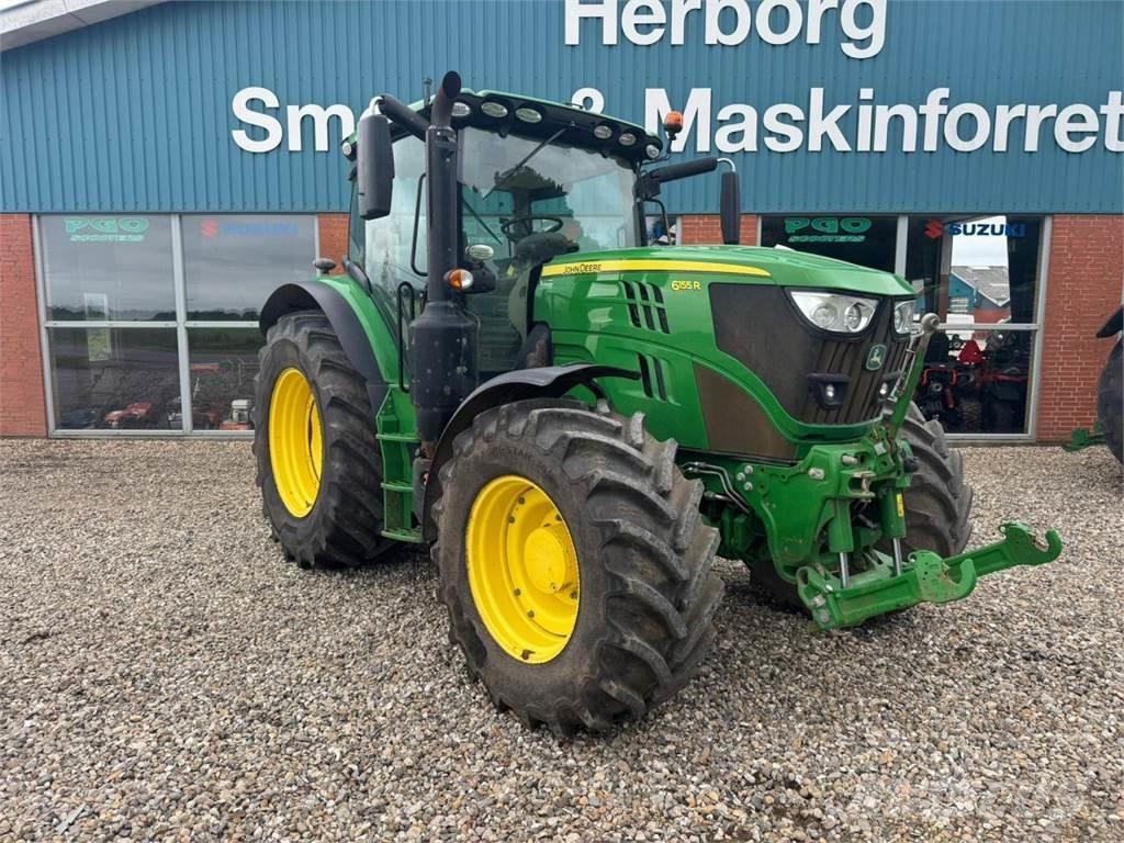 John Deere 6155R Traktory