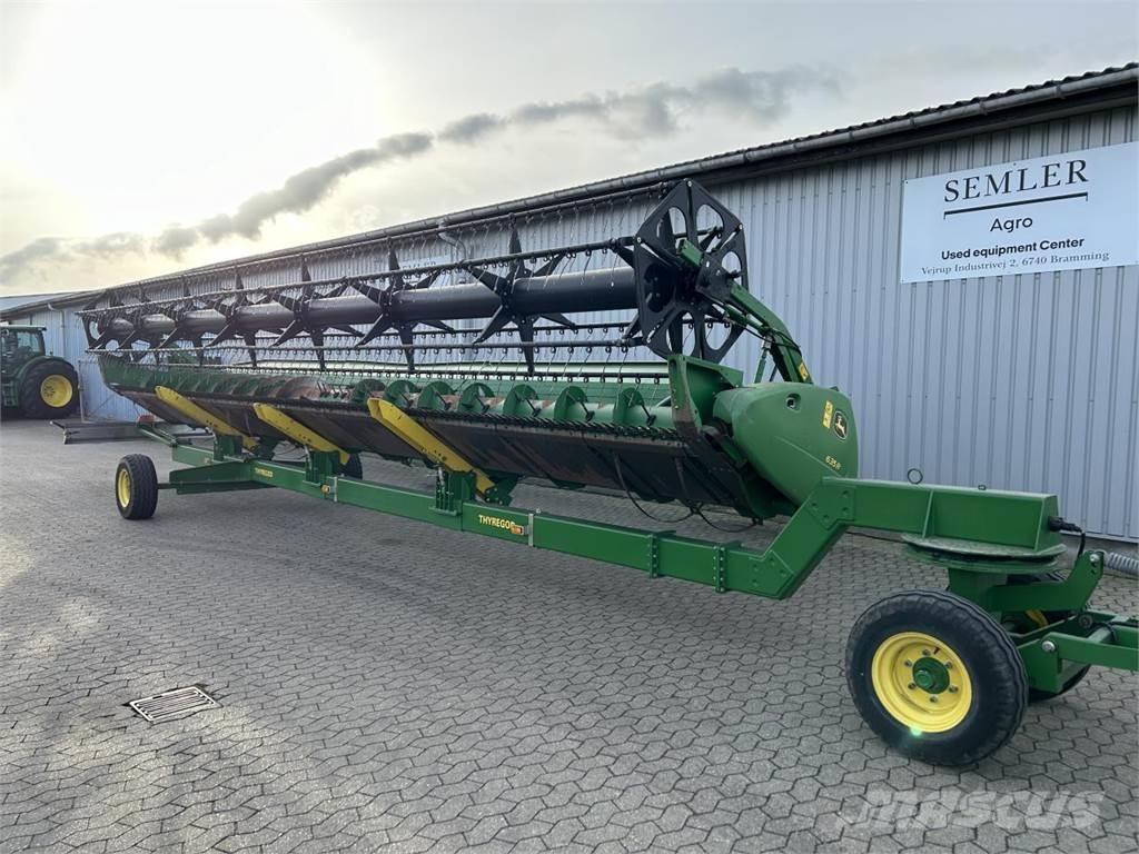 John Deere 635R Kombajnové hlavice
