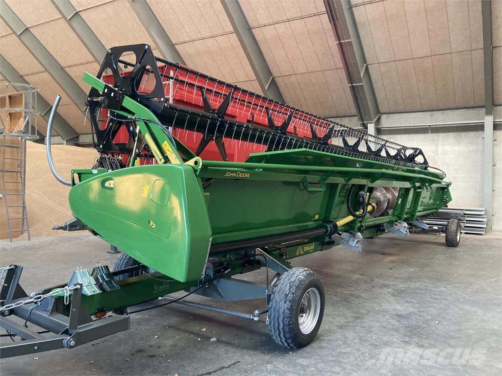 John Deere 635R Kombajnové hlavice