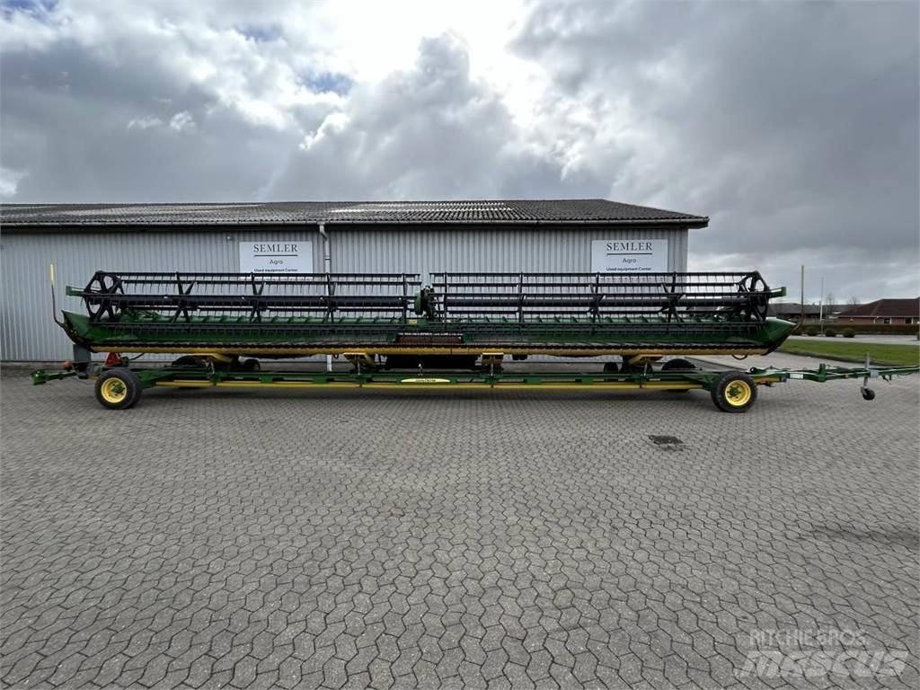 John Deere 640D Kombajnové hlavice