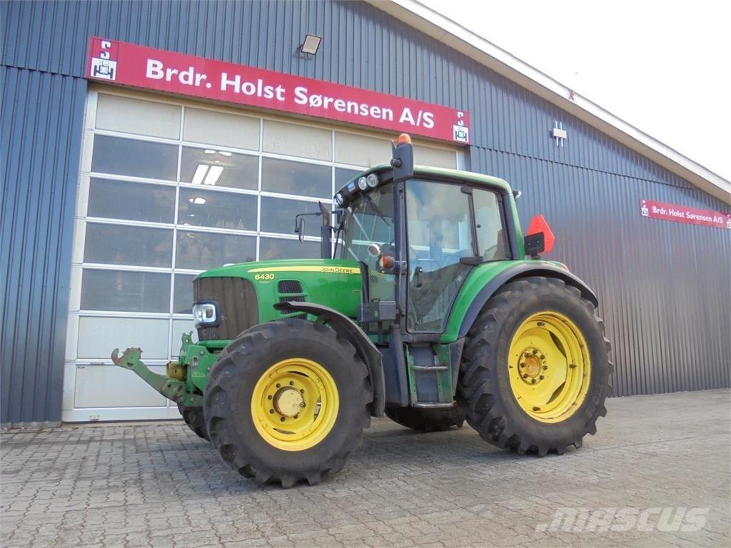 John Deere 6430 Traktory