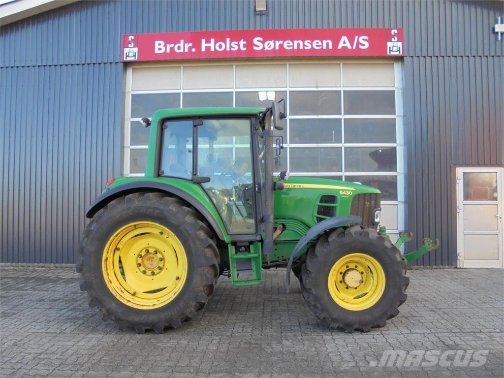 John Deere 6430 Traktory