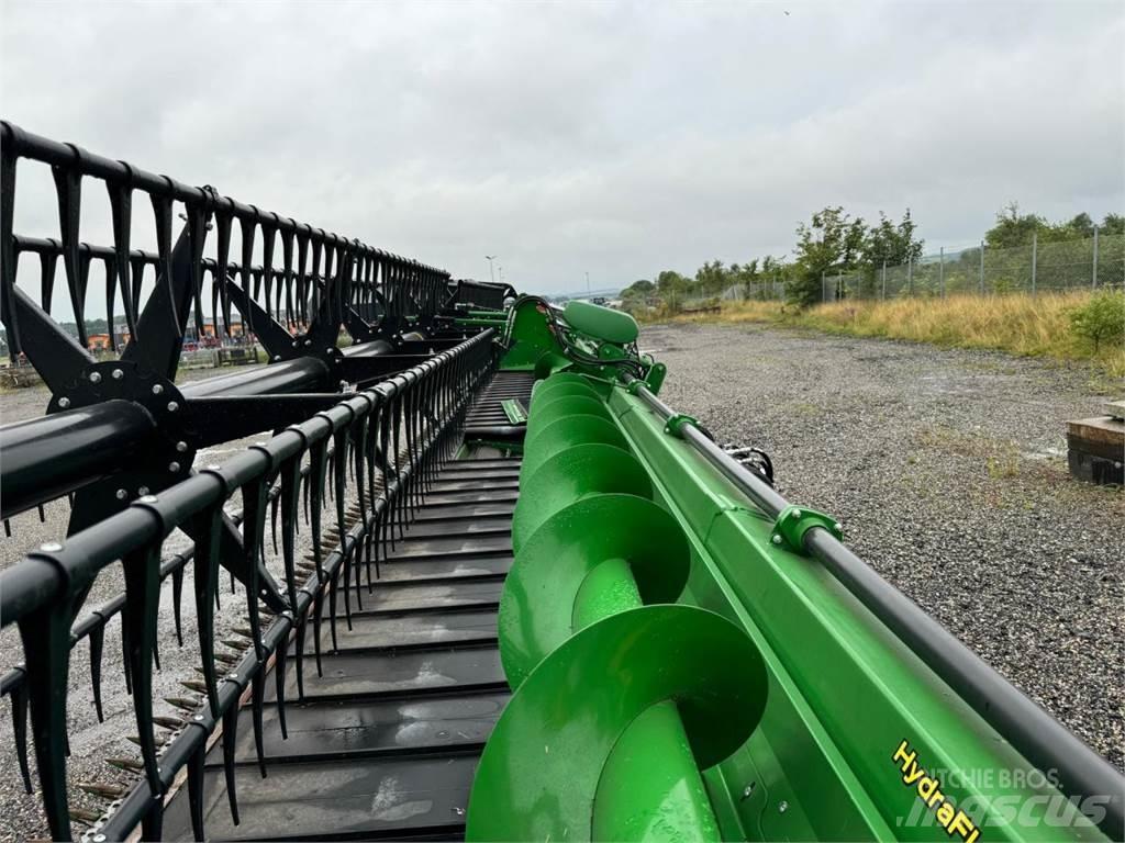 John Deere 740D Kombajnové hlavice