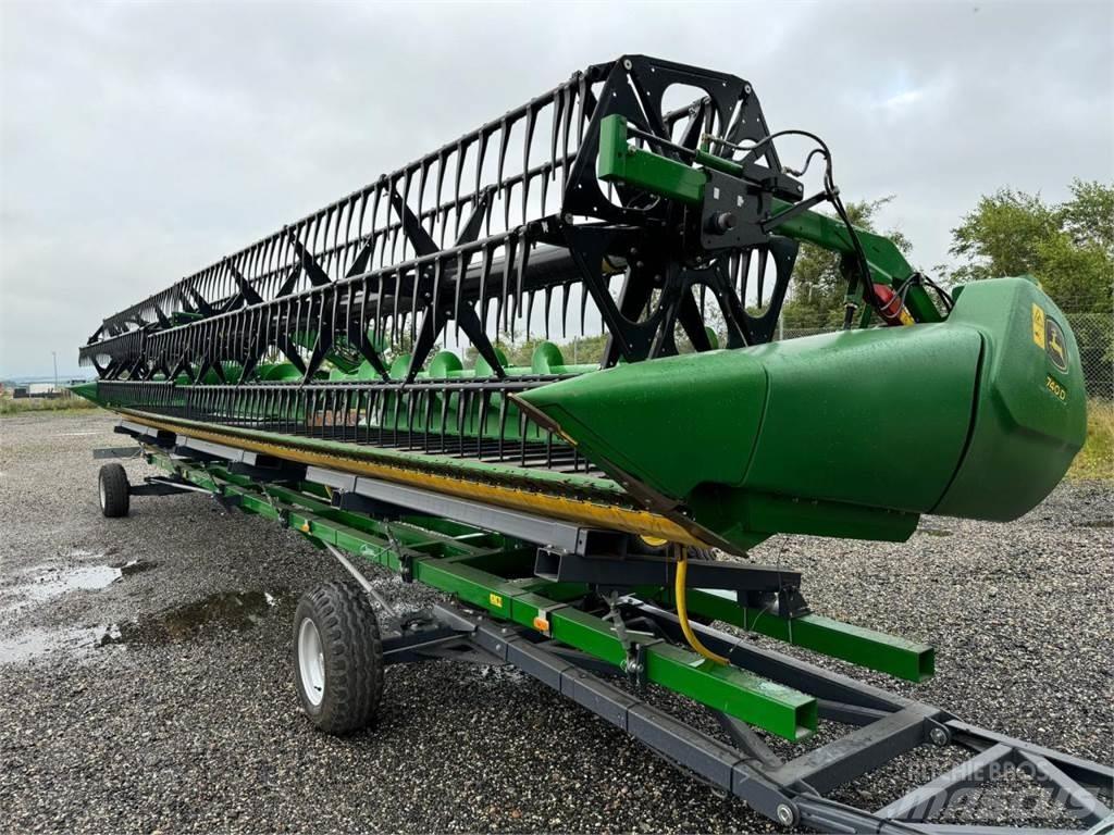 John Deere 740D Kombajnové hlavice