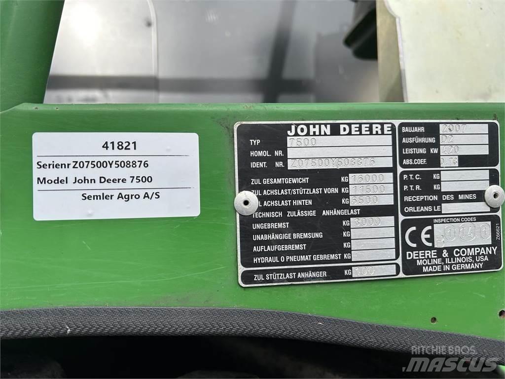 John Deere 7500 Sklízecí řezačka