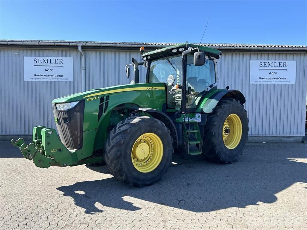 John Deere 8360R Traktory