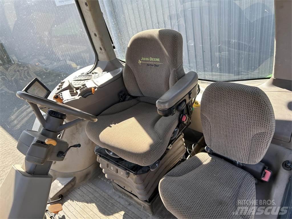 John Deere 8360R Traktory