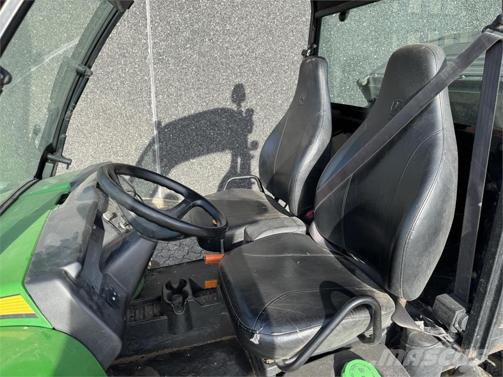 John Deere 855D Užitková vozidla (UTVs)