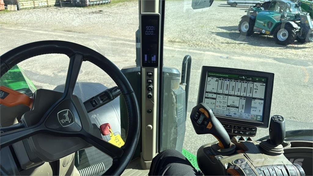 John Deere 8R 340 Traktory