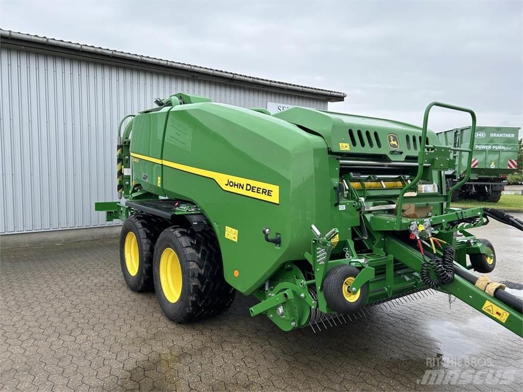 John Deere C441R Lis na válcové balíky