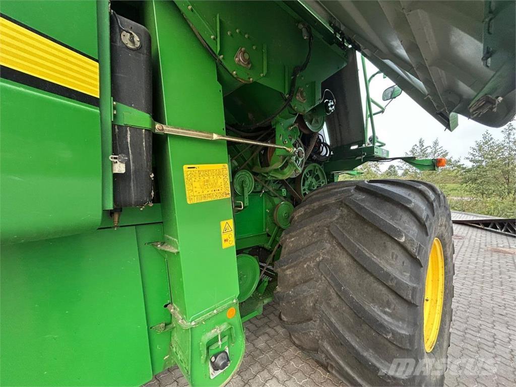 John Deere C670I Sklízecí mlátičky