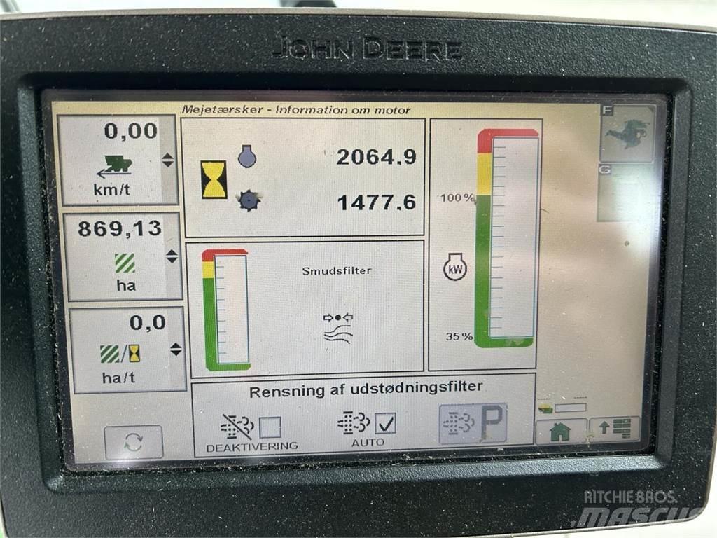 John Deere S690 Sklízecí mlátičky