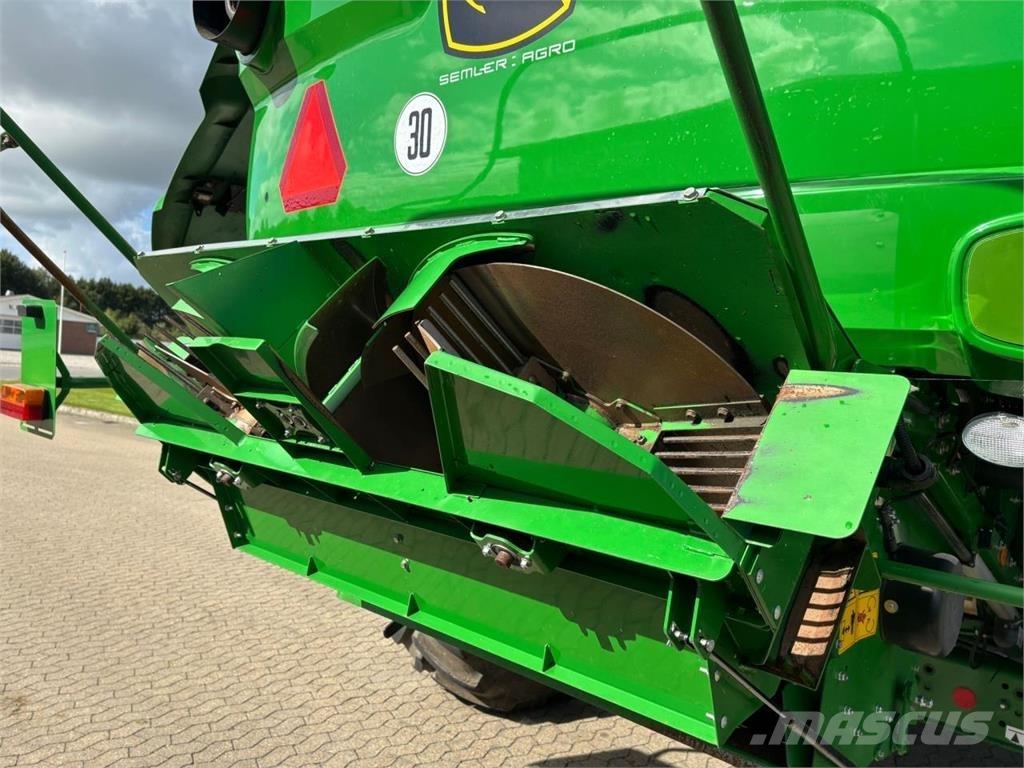 John Deere S785 Sklízecí mlátičky