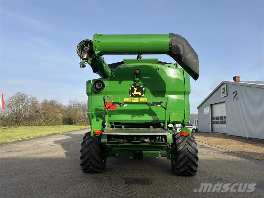 John Deere S785 Sklízecí mlátičky