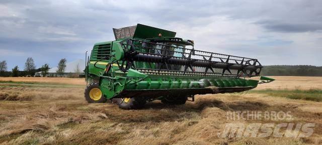 John Deere T660 Sklízecí mlátičky