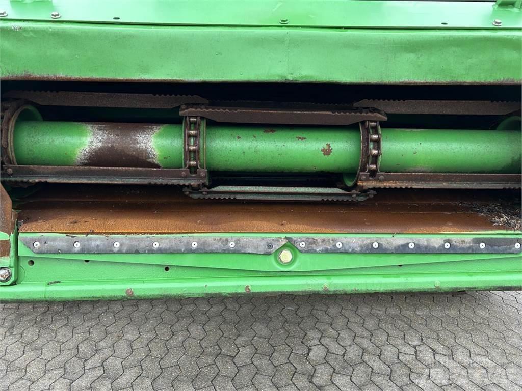 John Deere T670 Sklízecí mlátičky