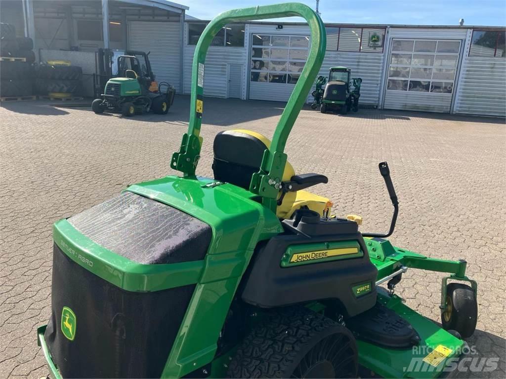 John Deere Z997 Kompaktní traktory