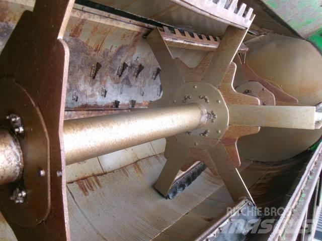 Keenan MF380 Samosběrací vozy