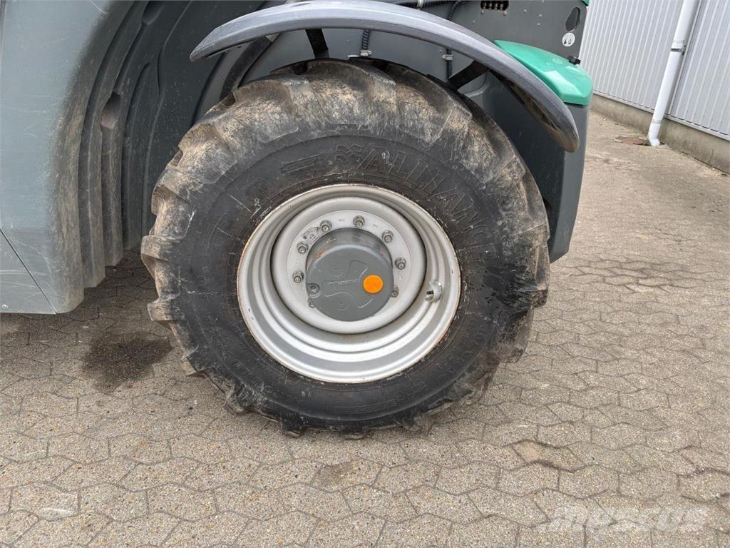 Kramer KT557 Teleskopické manipulátory