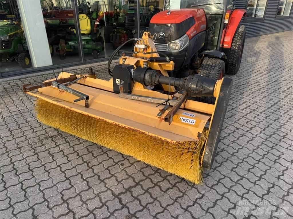 Kubota 5740 Kompaktní traktory
