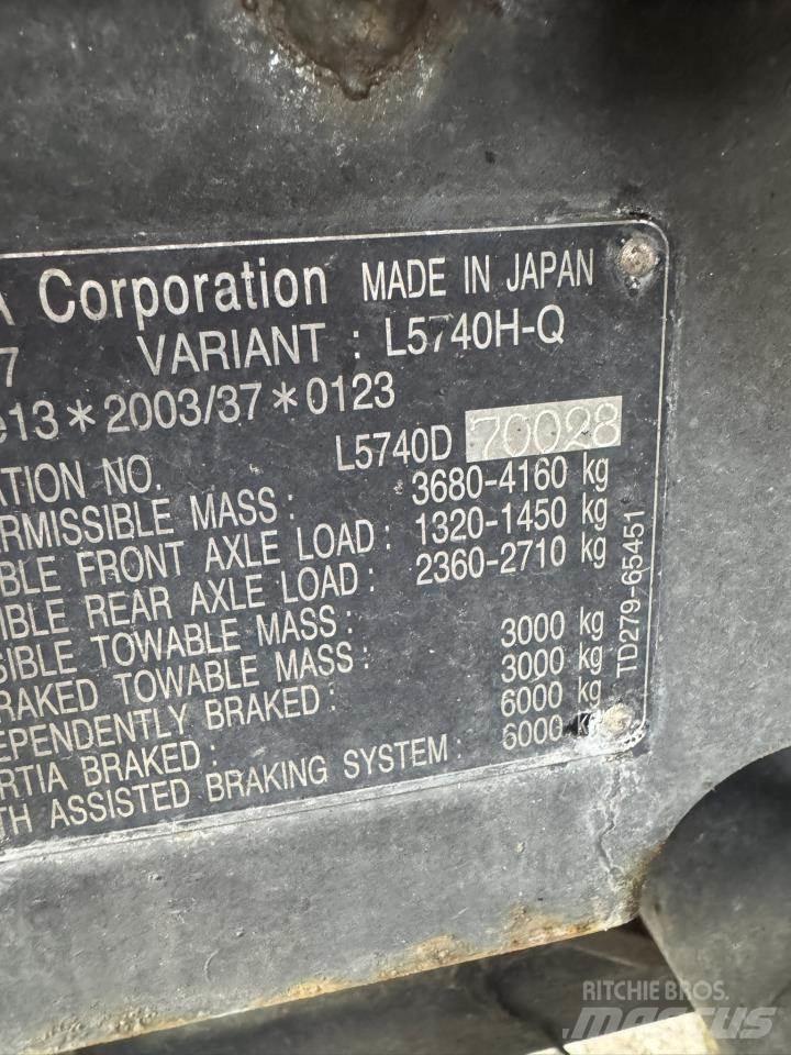 Kubota 5740 Kompaktní traktory