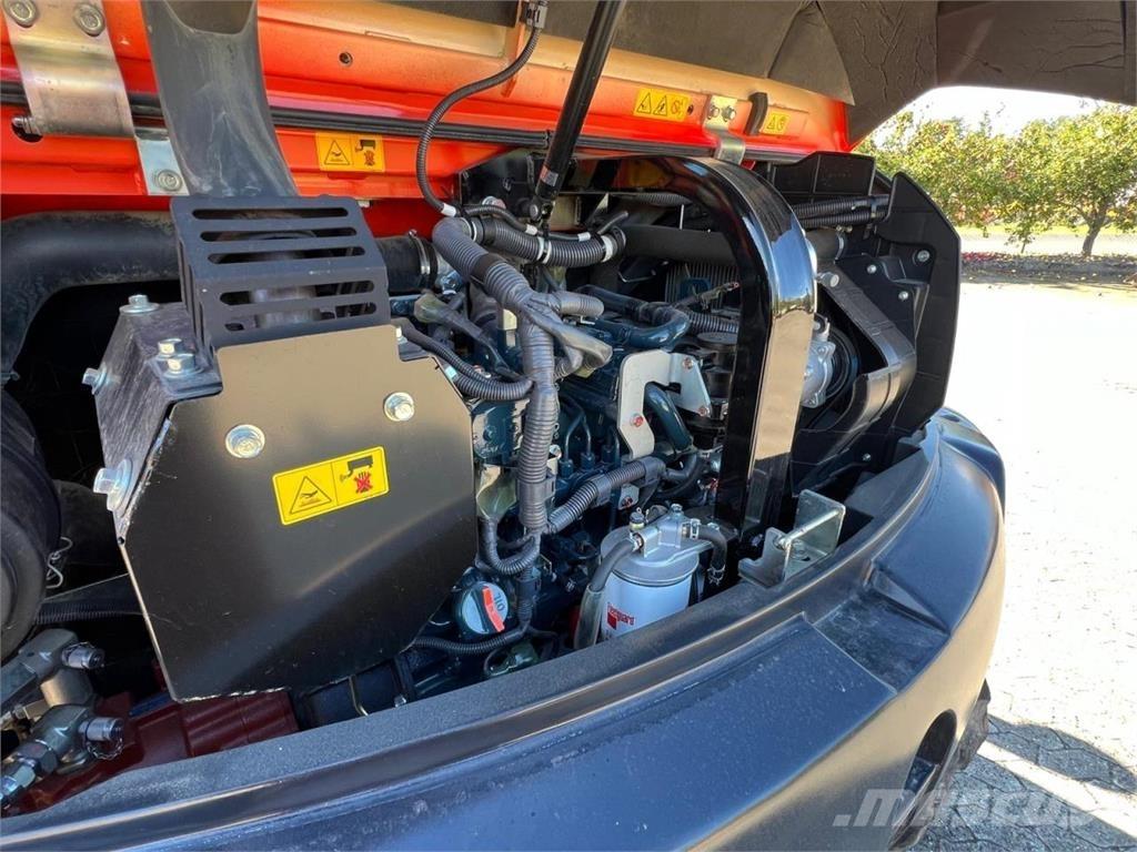 Kubota KX085-5 Pásová rýpadla