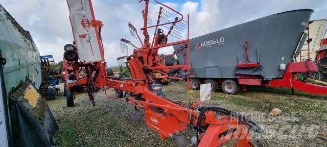 Kuhn GA8020 Obraceče a shrabovače sena