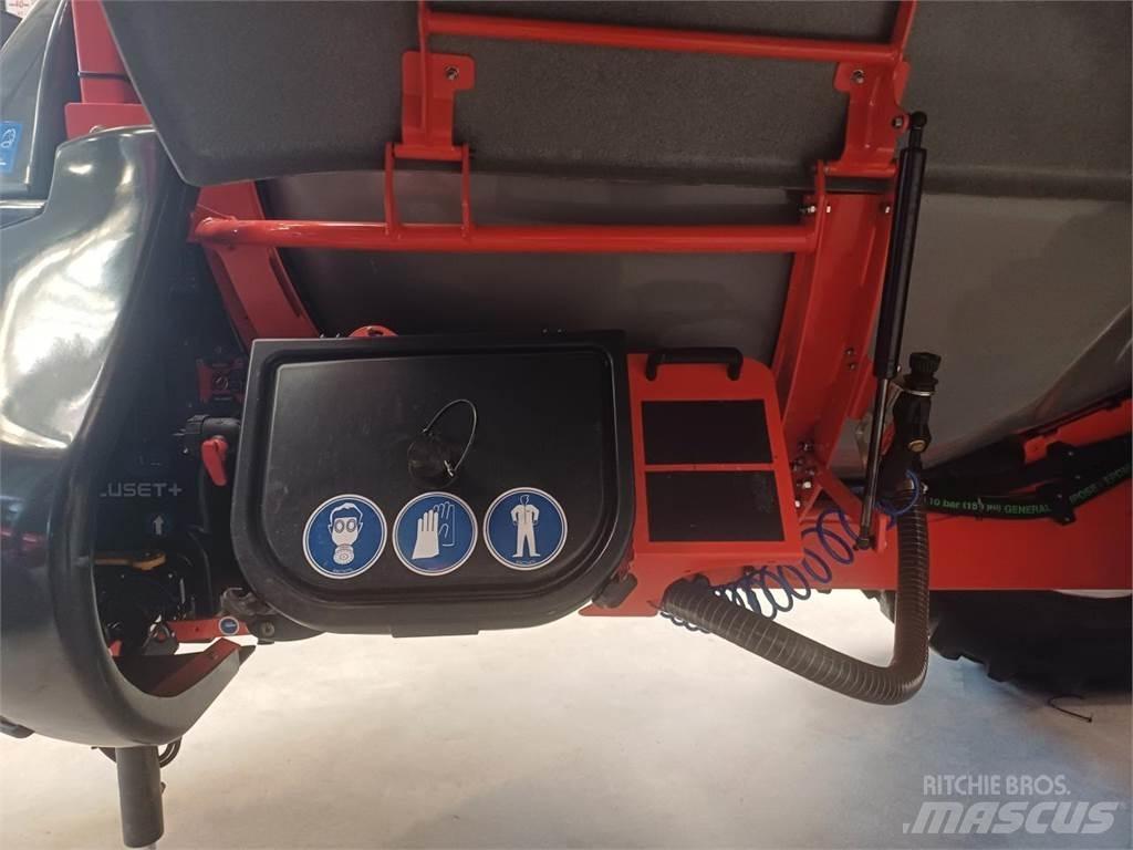 Kuhn METRIS 4102 Tažené postřikovače