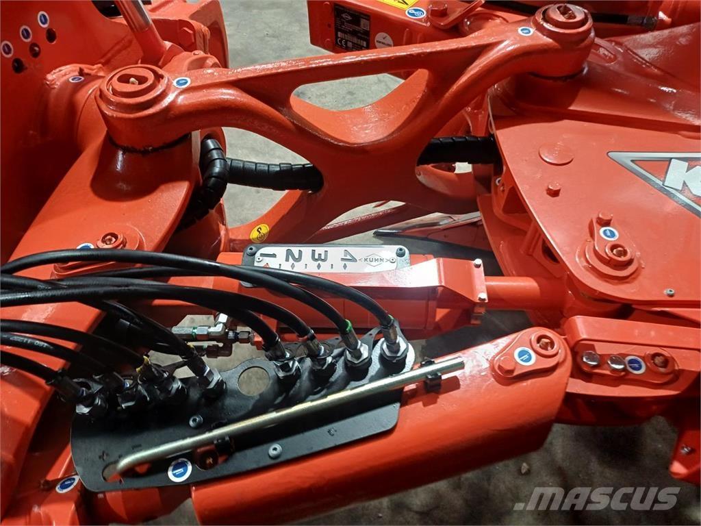 Kuhn VM-L 5E NSH Oboustranné pluhy