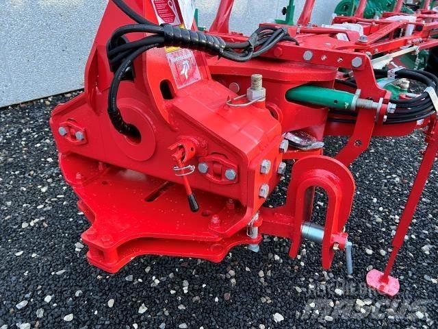 Kverneland 3300S Oboustranné pluhy
