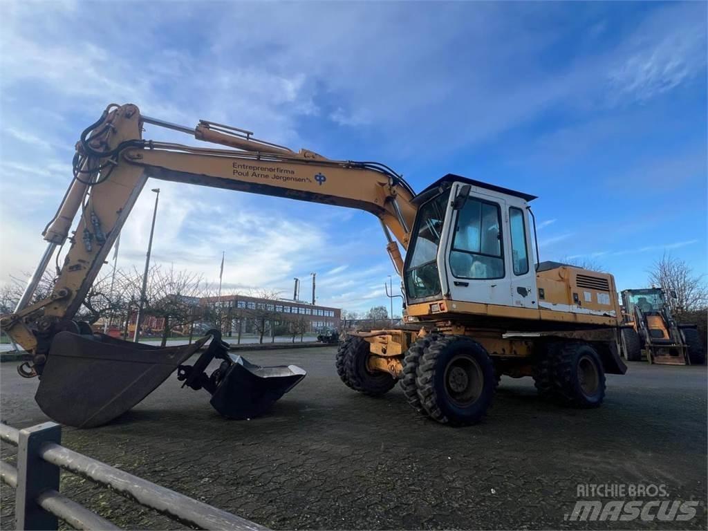 Liebherr 902 Kolová rýpadla