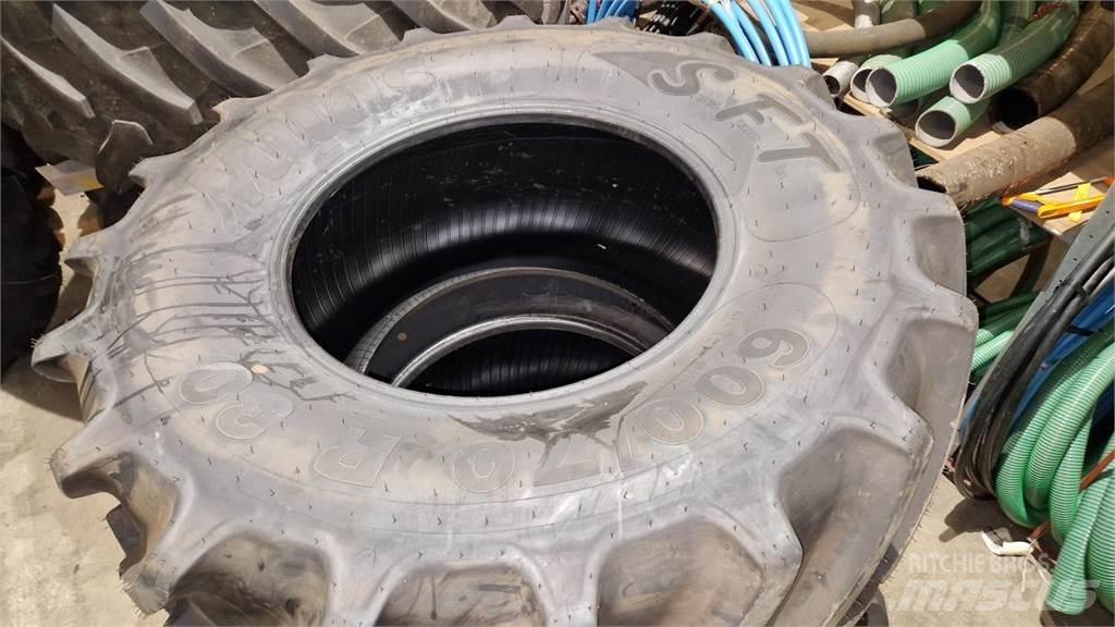 Mitas 600/70R30 Pneumatiky, kola a ráfky