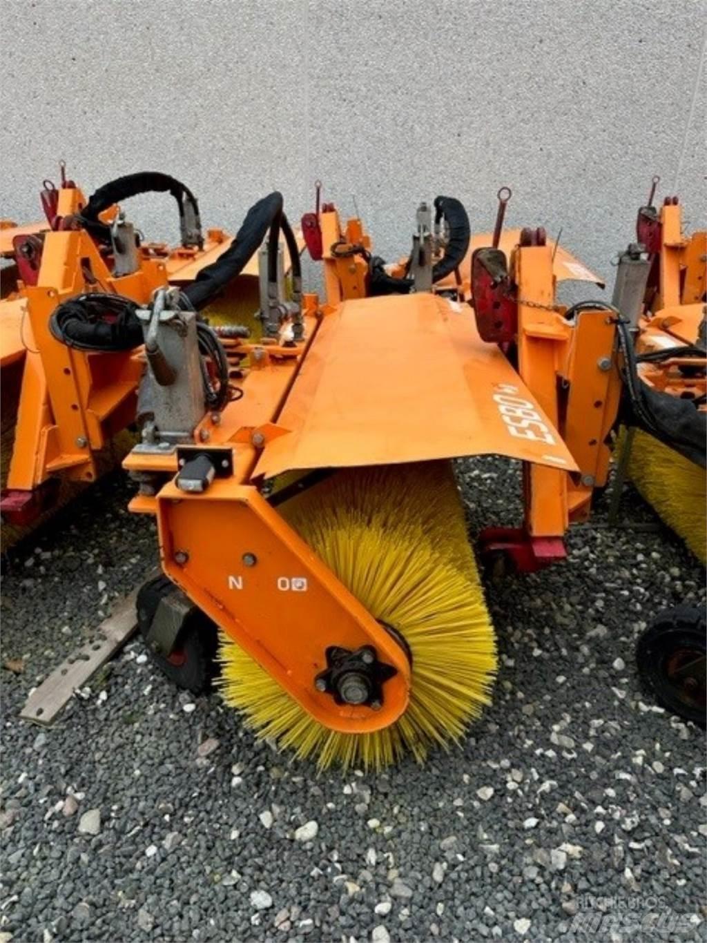 Nesbo HF1600S Zametací stroje