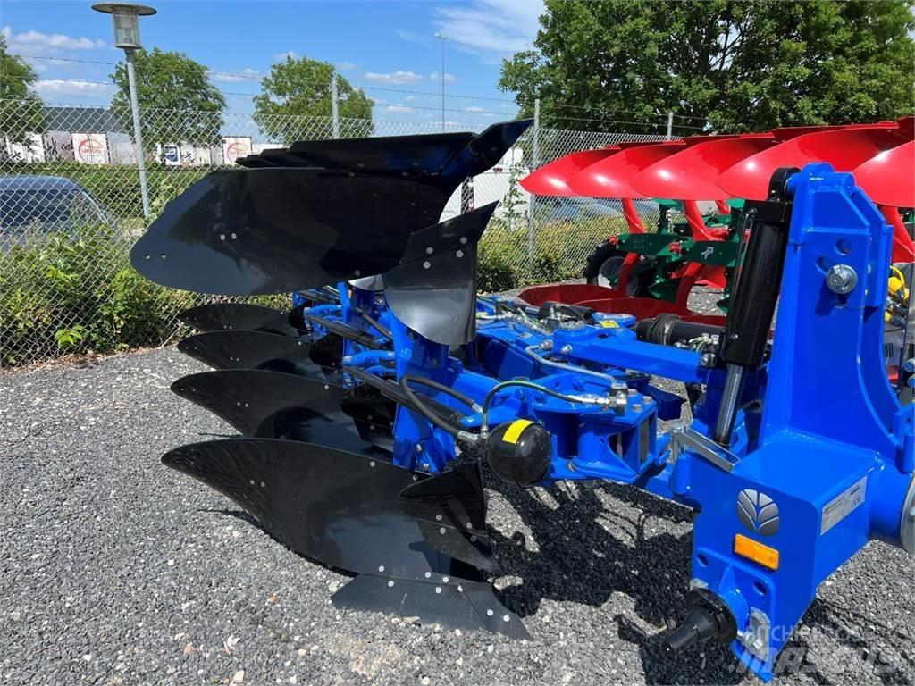 New Holland PHVH4 Oboustranné pluhy