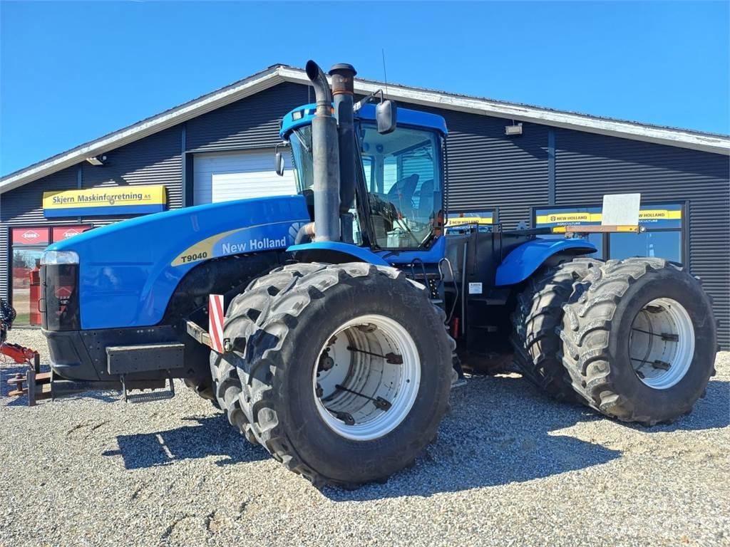 New Holland T9040 Traktory
