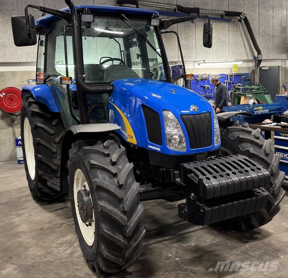 New Holland TL90A Traktory