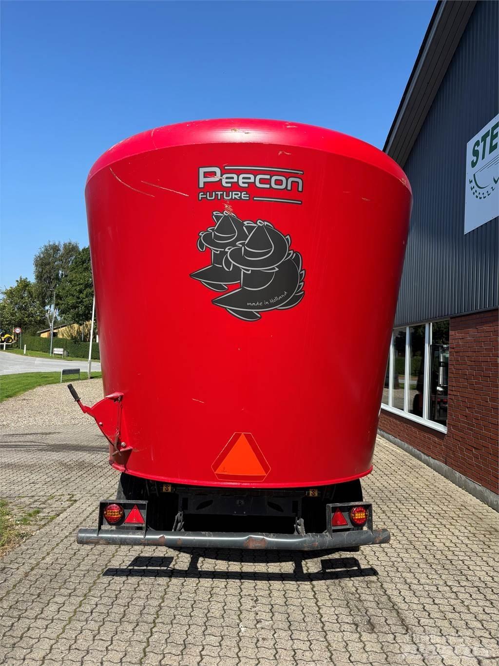 Peecon 28 M3 Samosběrací vozy