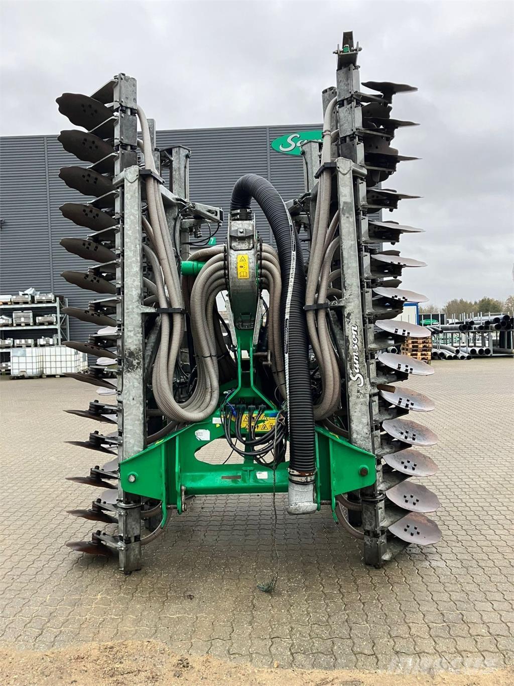 Samson SD II 700 Aplikátory tekutých hnojiv